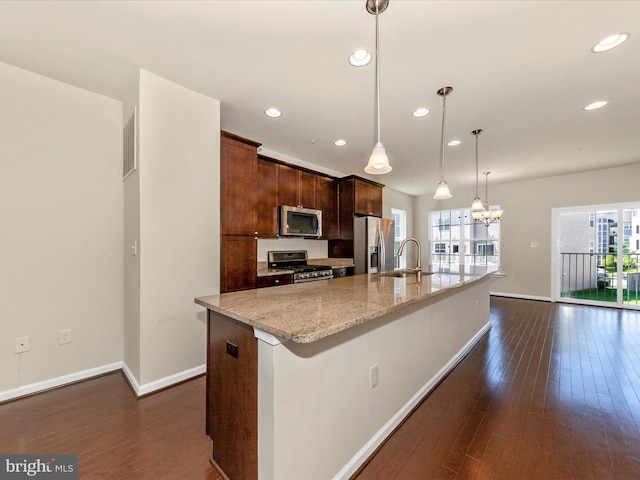 6207 Margarita Way, Frederick, MD 21703 - kitchen featuring appliances with stainless steel finishes, plenty of natural light, baseboards, a spacious island, and recessed lighting