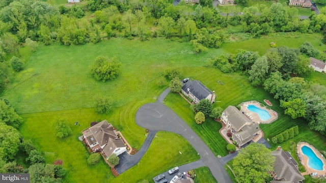 306 Springbrook Ct, Hockessin, DE 19707 - aerial view of a pool