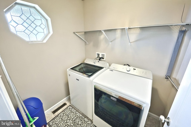 200 Sonny St, Hanover, PA 17331 - washroom with independent washer and dryer and baseboards