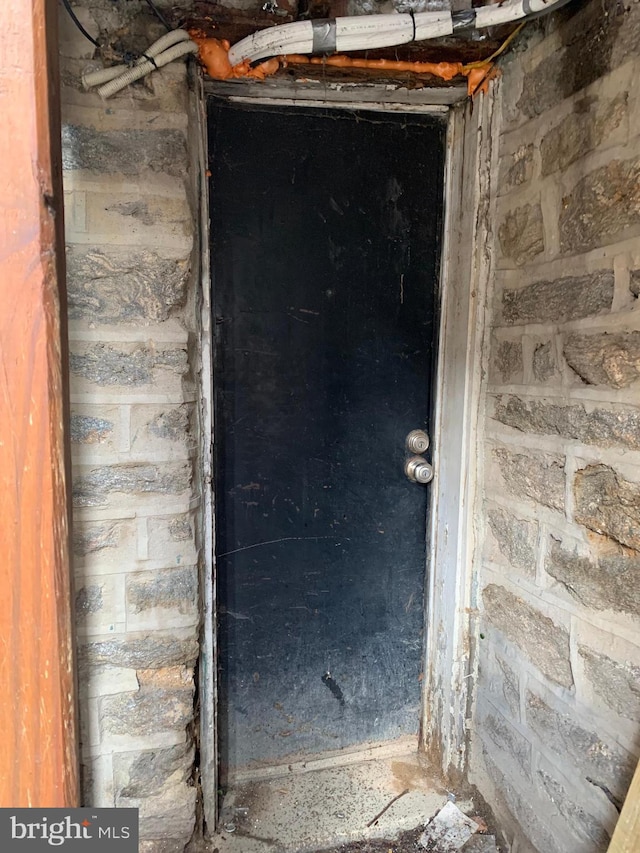 4808 Gransback St, Philadelphia, PA 19120 - view of property entrance