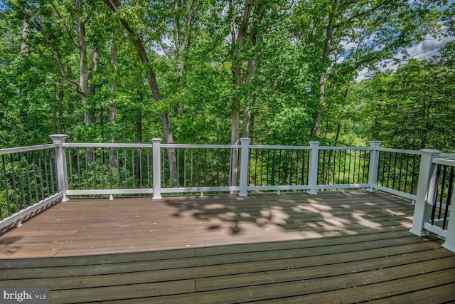 2218 Dairy Farm Rd, Gambrills, MD 21054 - view of wooden terrace