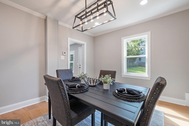 4914 22nd St N, Arlington, VA 22207 - dining space with a chandelier, ornamental molding, baseboards, light wood-style flooring, and recessed lighting