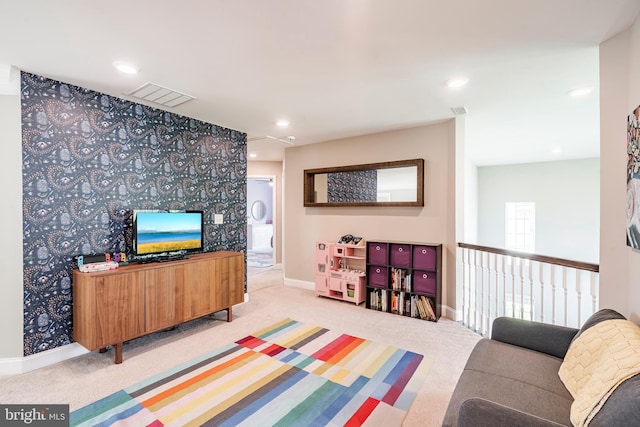 living area with baseboards, carpet, wallpapered walls, and recessed lighting