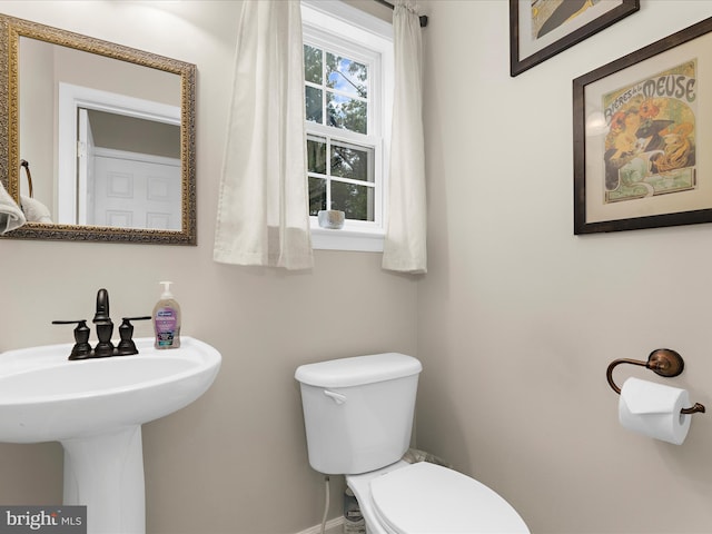 1904 Artillery Ln, Odenton, MD 21113 - bathroom featuring toilet and baseboards