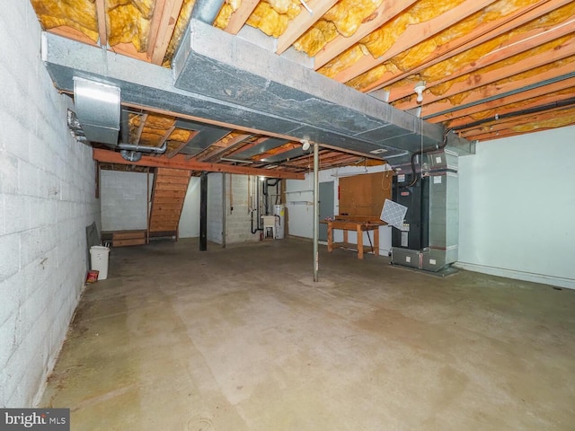 524 Ridge Rd, Annapolis, MD 21401 - unfinished below grade area with electric water heater and heating unit