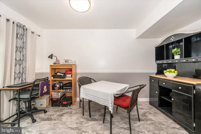 10625 Shasta Ct Unit T, Damascus, MD 20872 - dining area with baseboards