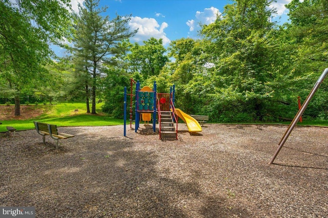 10625 Shasta Ct Unit T, Damascus, MD 20872 - view of community playground