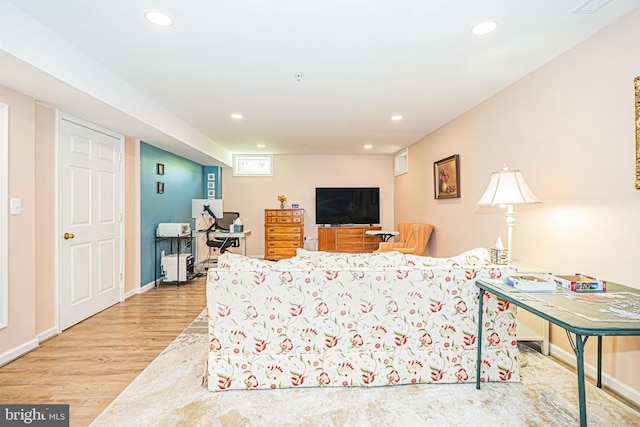 9 Webster Hill Ct, Clarksburg, MD 20871 - living area with recessed lighting, wood finished floors, and an office area