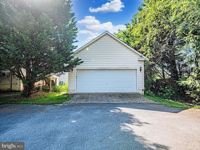 9 Webster Hill Ct, Clarksburg, MD 20871 - view of detached garage