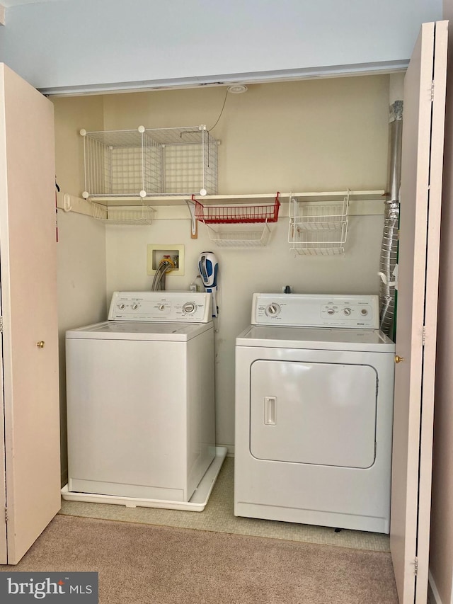 411 Lynetree Dr Unit 12-C, West Chester, PA 19380 - washroom featuring washing machine and clothes dryer