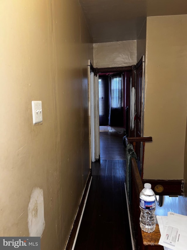 3952 N Franklin St, Philadelphia, PA 19140 - corridor featuring hardwood / wood-style floors