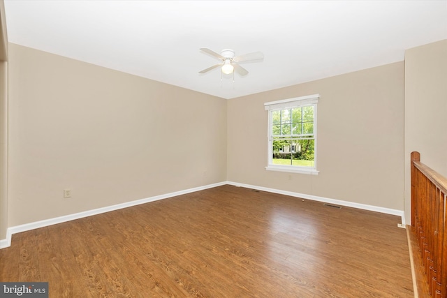 11005 Horseshoe Dr, Frederick, MD 21701 - empty room featuring a ceiling fan, wood finished floors, and baseboards