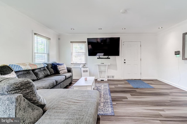 6328 Martin Luther King Jr Hwy, Capitol Heights, MD 20743 - living room with crown molding, wood finished floors, baseboards, and recessed lighting