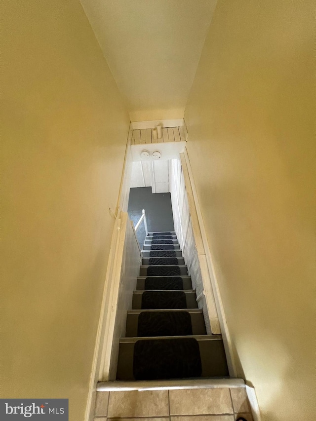 1128 Elbridge St, Philadelphia, PA 19111 - view of stairs