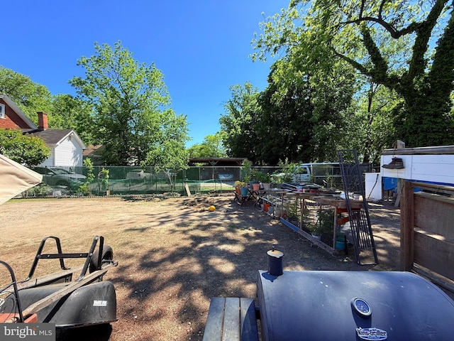 418 N 8th St, Vineland, NJ 08360 - view of yard with fence