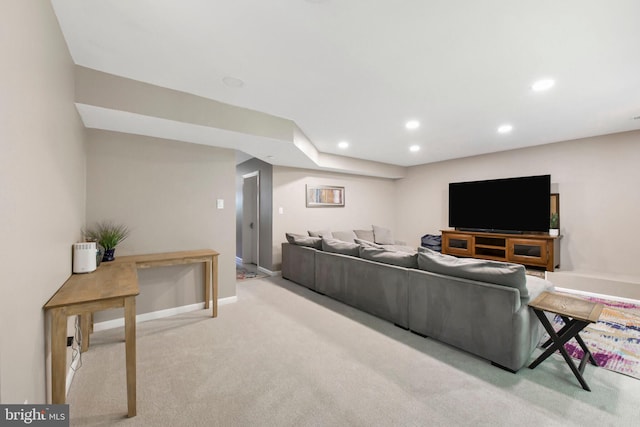 living area with carpet, recessed lighting, and baseboards