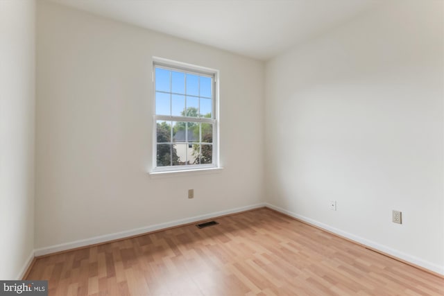 389 Mattapany Ct, Arnold, MD 21012 - empty room featuring light wood-type flooring and baseboards