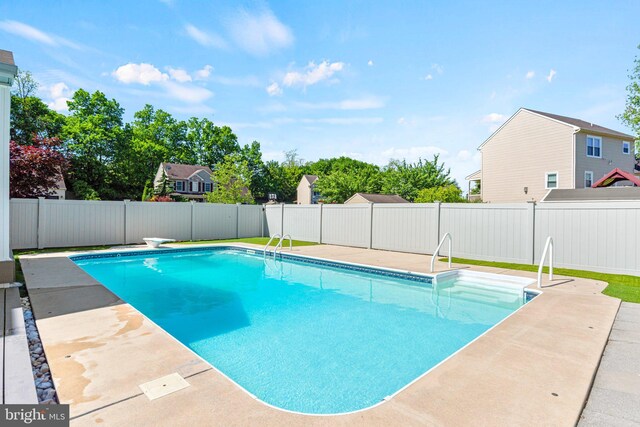 1 Oldfield Ave, Jonestown, PA 17038