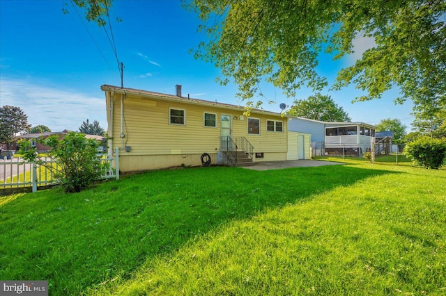 1426 W 11th St, Frederick, MD 21702 - rear view of property with a patio area