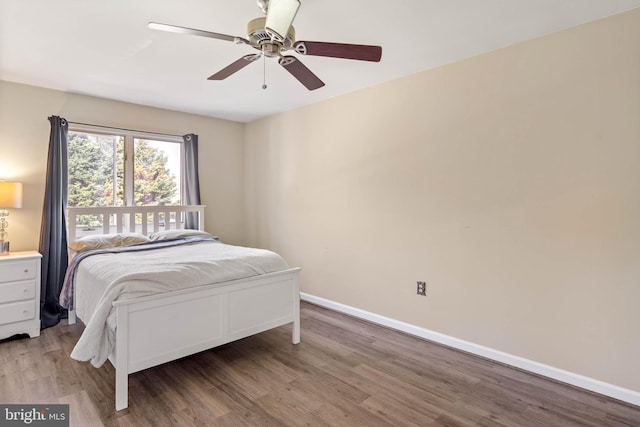 123 Nantucket Dr, Middletown, DE 19709 - bedroom with wood finished floors, baseboards, and a ceiling fan
