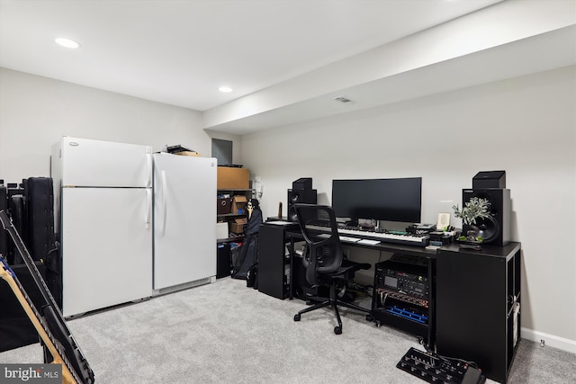 office area with carpet flooring and recessed lighting