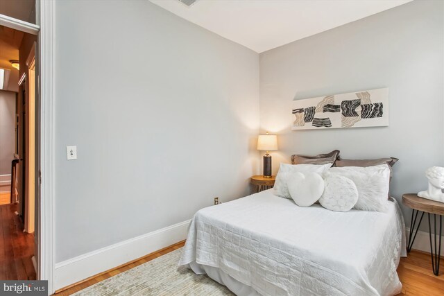 1314 Wallach Pl NW, Washington, DC 20009 - bedroom with wood finished floors and baseboards