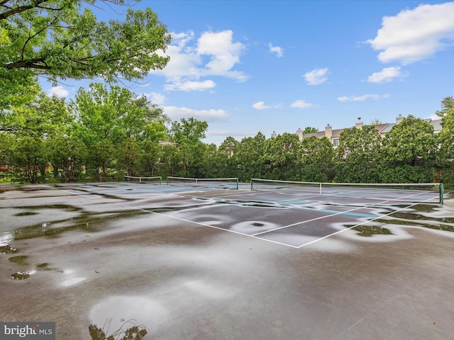 6521 Kemper Lakes Ct, Alexandria, VA 22312 - view of tennis court