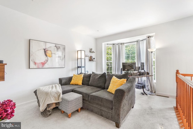 13304 Tivoli Fountain Ct, Germantown, MD 20874 - living area featuring baseboards and carpet