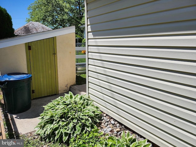 view of side of property