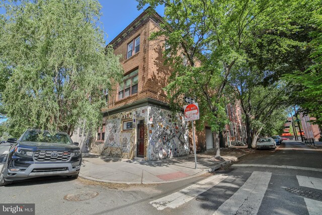 1037 Bainbridge St, Philadelphia, PA 19147