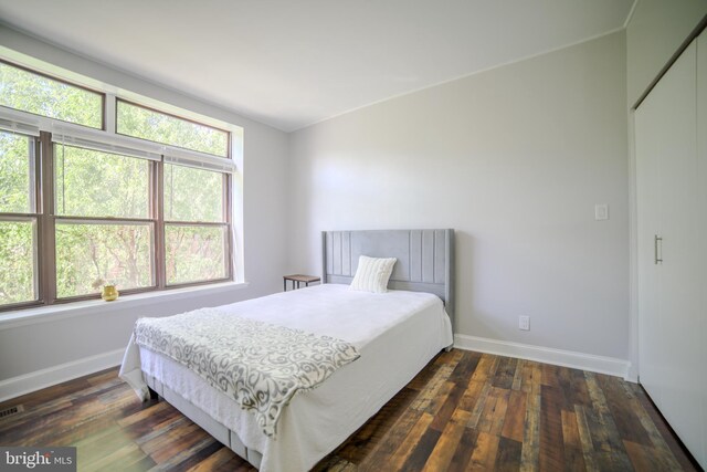 1037 Bainbridge St, Philadelphia, PA 19147