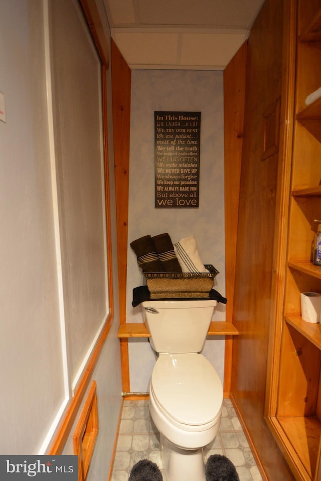 26 Shamrock Cir, Westminster, MD 21157 - half bath featuring toilet and baseboards