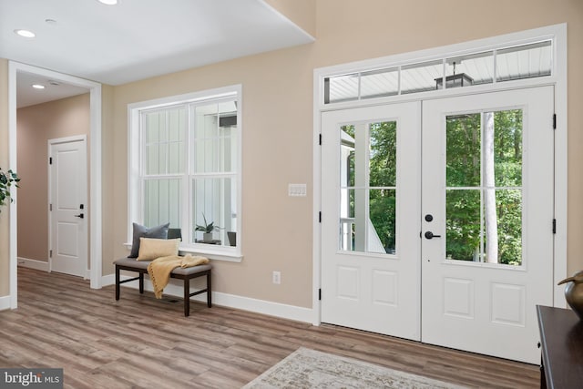5570 Warren Dr, Huntingtown, MD 20639 - foyer entrance featuring baseboards, wood finished floors, and recessed lighting