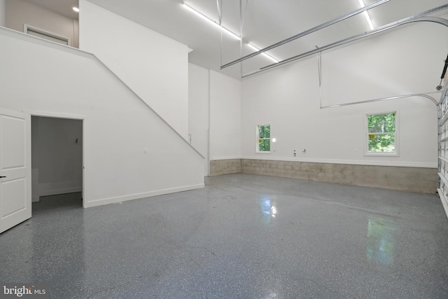 5570 Warren Dr, Huntingtown, MD 20639 - view of garage