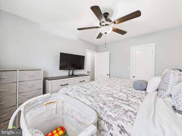 8663 Black Oak, Baltimore, MD 21234 - bedroom with a ceiling fan