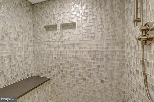 618 20th St S, Arlington, VA 22202 - full bathroom with tiled shower