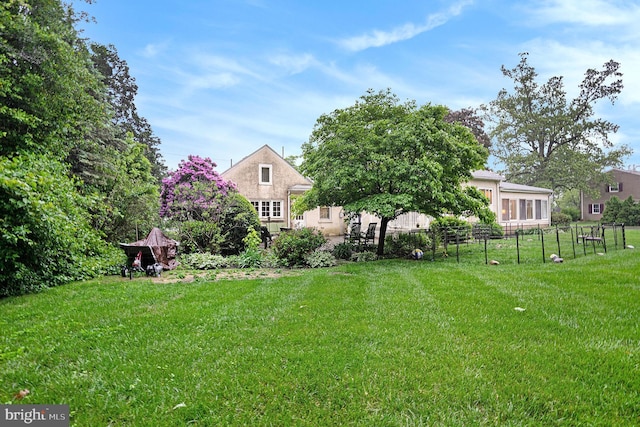 759 Avenue F, Langhorne, PA 19047 - view of yard
