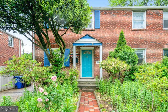 102 S Glebe Rd S, Arlington, VA 22204 - view of front facade with brick siding