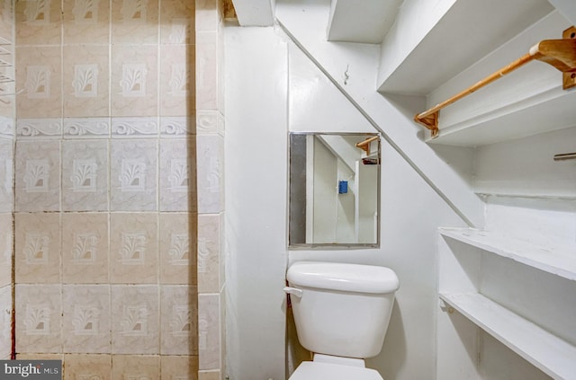 102 S Glebe Rd S, Arlington, VA 22204 - bathroom with toilet