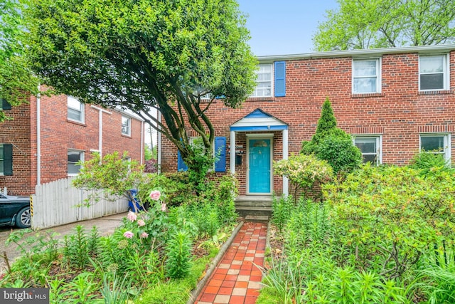 102 S Glebe Rd S, Arlington, VA 22204 - view of front of home featuring brick siding