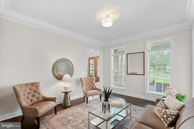 16024 Waterford Crest Pl, Paeonian Springs, VA 20129 - living room with crown molding, baseboards, and wood finished floors