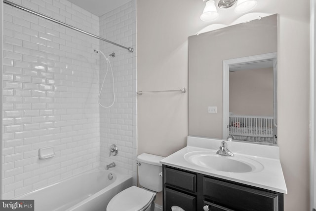16024 Waterford Crest Pl, Paeonian Springs, VA 20129 - bathroom with toilet, vanity, and bathing tub / shower combination