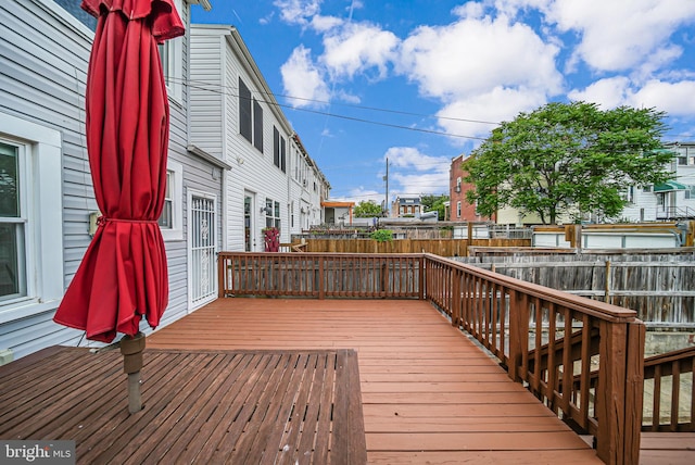 deck featuring fence