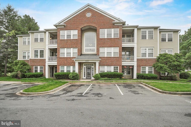 2400 Dominion Dr Unit 3D, Frederick, MD 21702 - view of property featuring uncovered parking