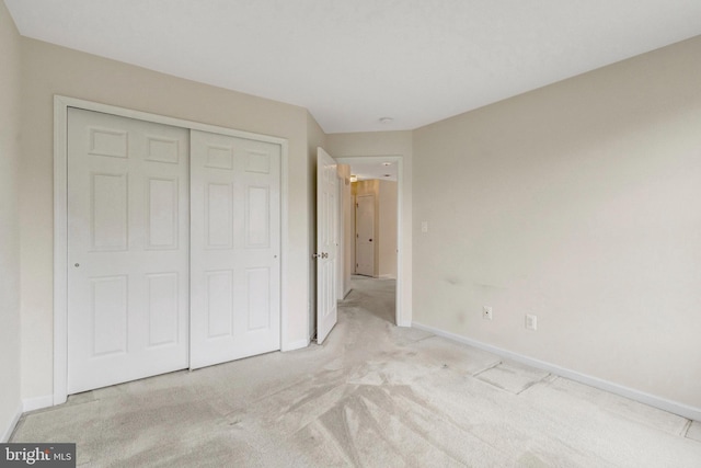 42522 Neighborly Ln, Chantilly, VA 20152 - unfurnished bedroom featuring carpet floors, a closet, and baseboards