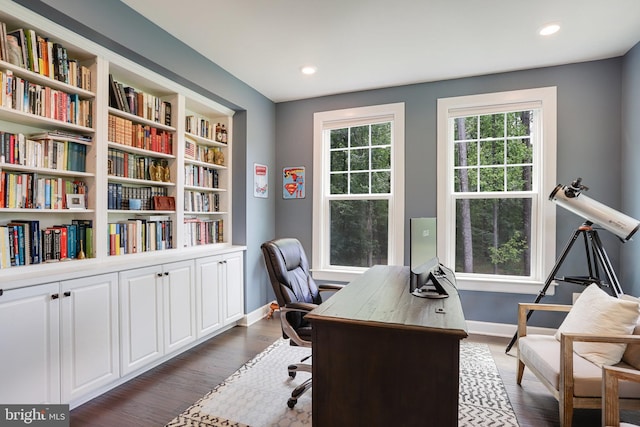133 Greentree Farm Dr, Dickerson, MD 20842 - office area featuring baseboards, dark wood-type flooring, and recessed lighting