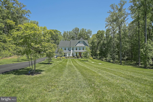 133 Greentree Farm Dr, Dickerson, MD 20842 - view of front of house with a front lawn