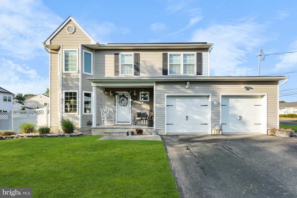 48 Poplar St, Beachwood, NJ 08722 - view of front of house featuring driveway
