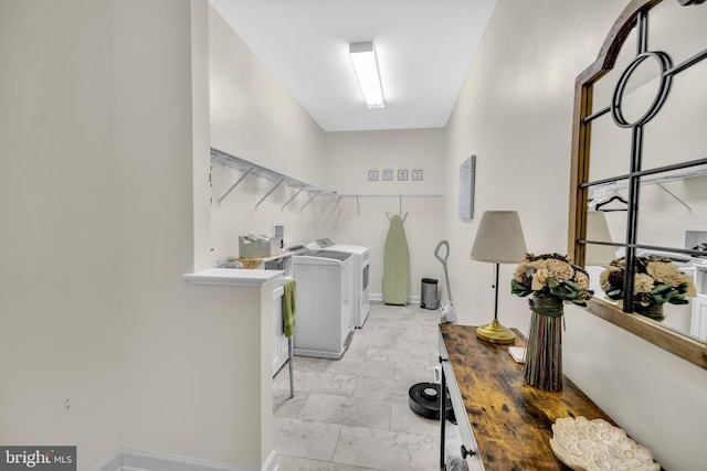 2906 Cornus Way, Joppa, MD 21085 - laundry area featuring washing machine and clothes dryer and baseboards
