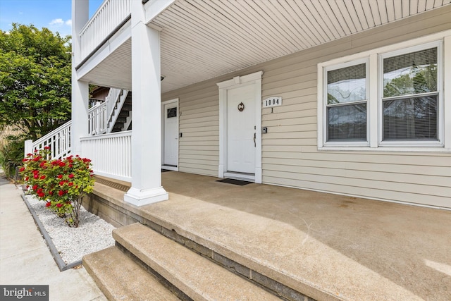 1004 Philadelphia Ave, Ocean City, MD 21842 - property entrance featuring a porch